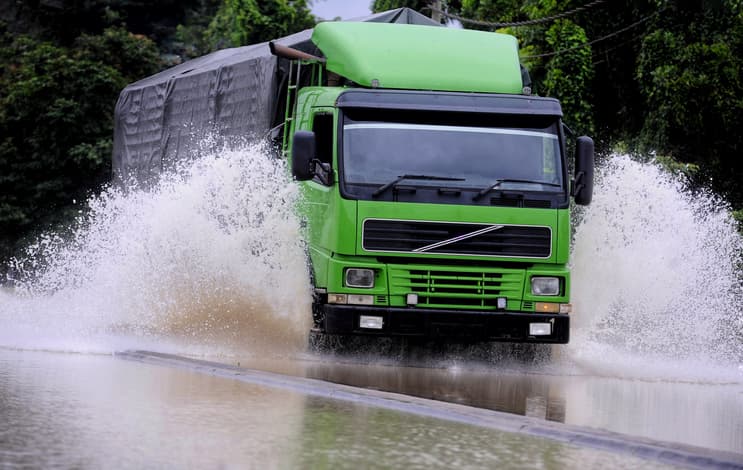 ow-lorry-1.jpg