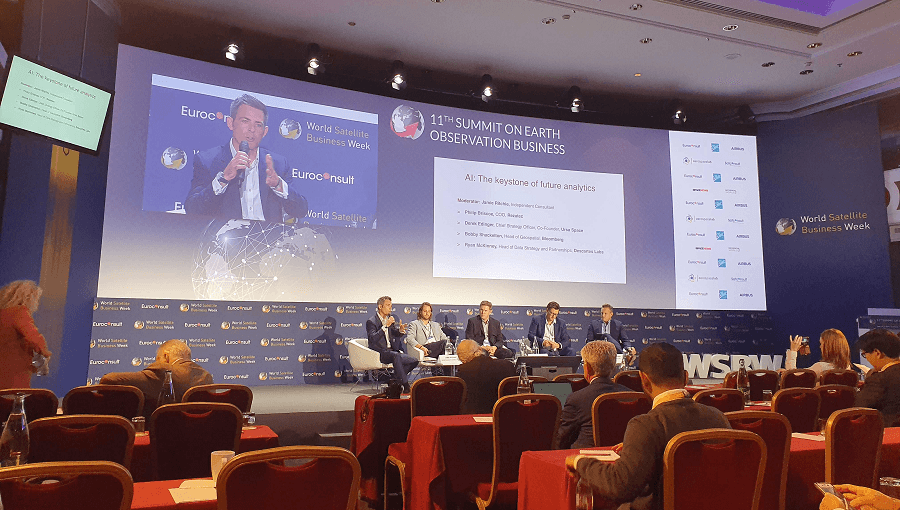 world-observation-business-week-paris1.png