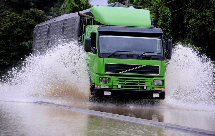 Beyond Efficiency: How Weather Data is Redefining Resilience and Trust in Logistics